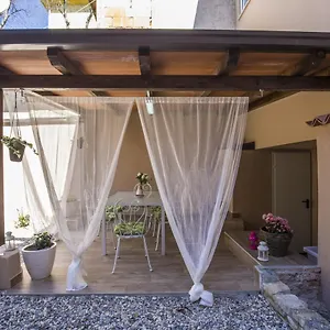 With Garden And Free Parking Pula